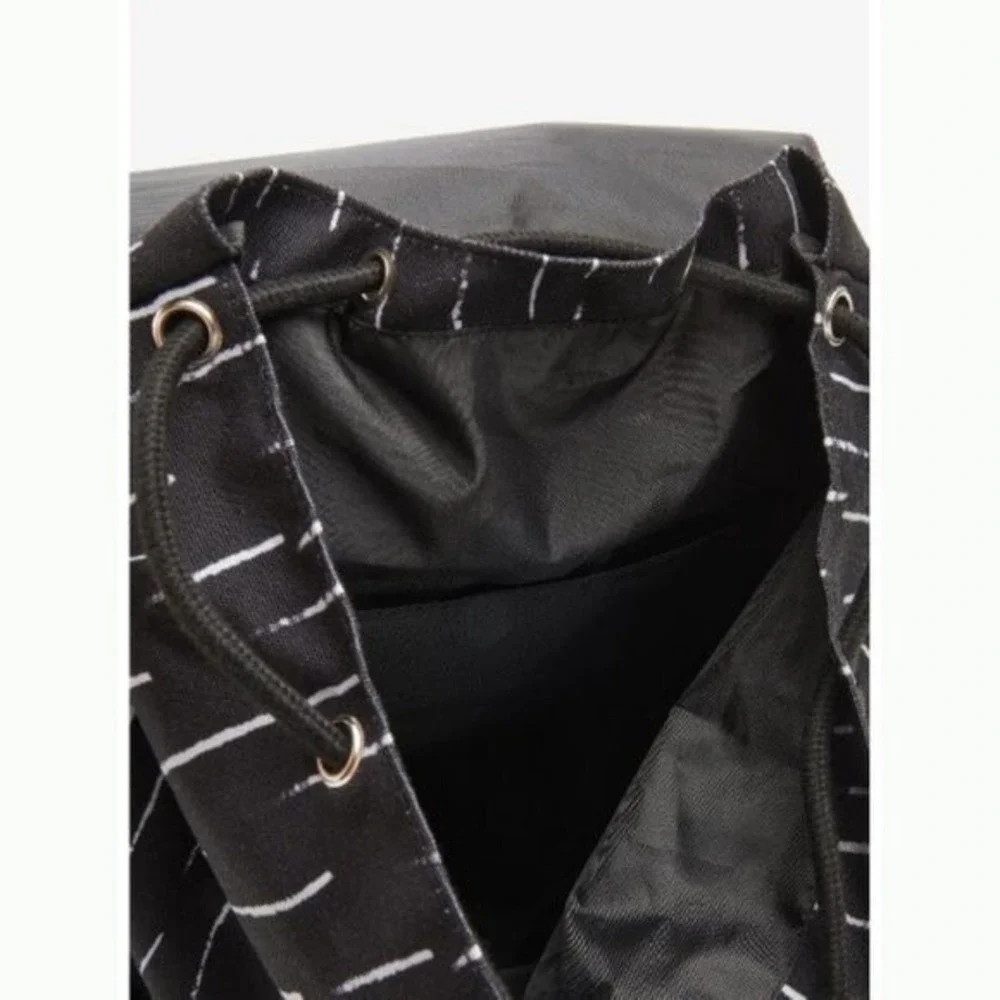 Bioworld The Nightmare Before Christmas Jack Glow In‎ The Dark Slouch Backpack